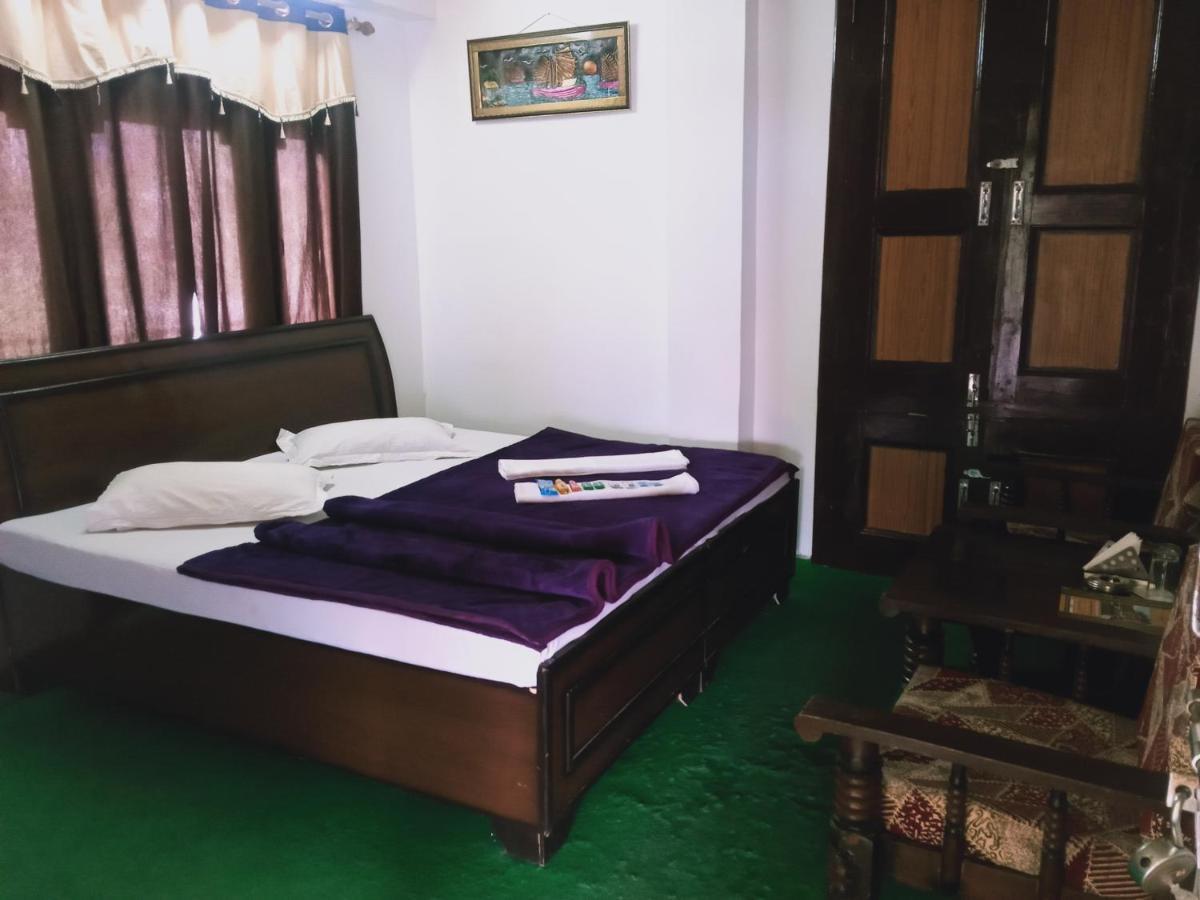 Debbhumi Regency Hotel Sāngla Buitenkant foto